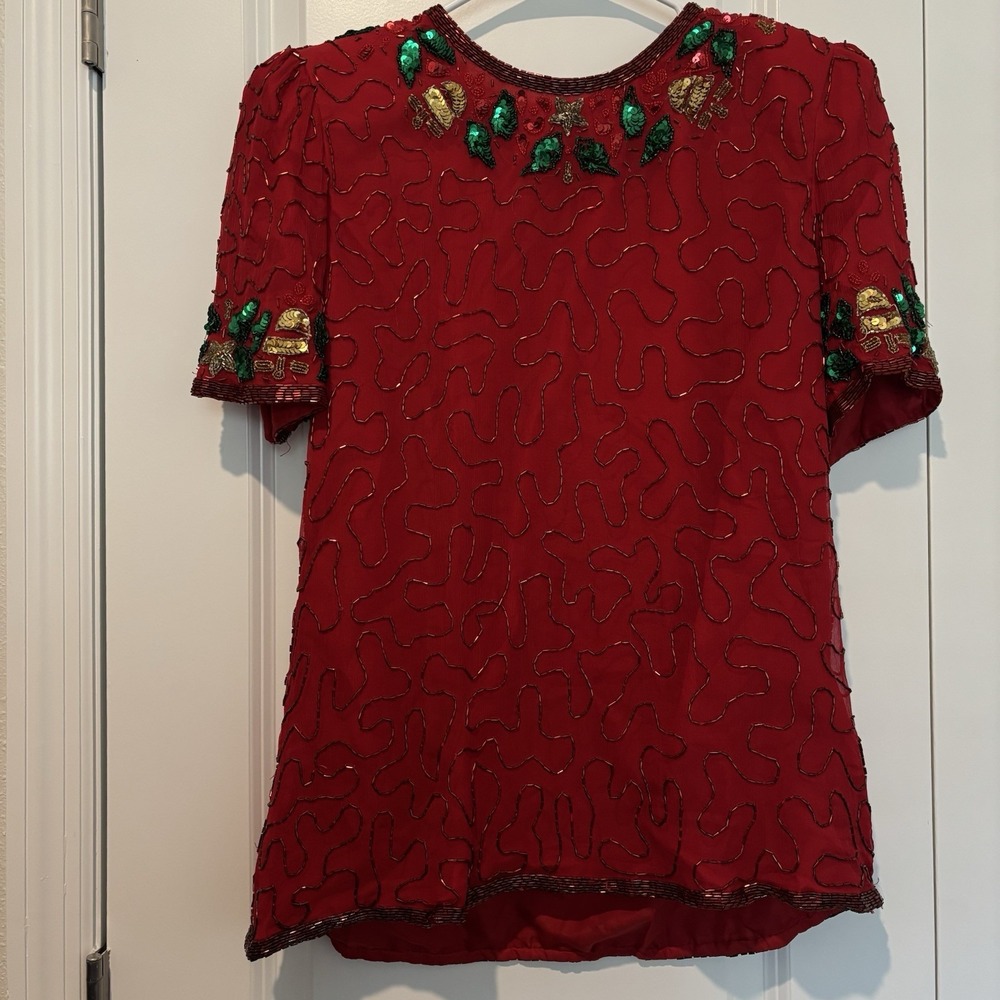 VTG Laurence Kazar Silk Sequin Top Red Green Gold Christmas‎ Holiday Shirt Small
